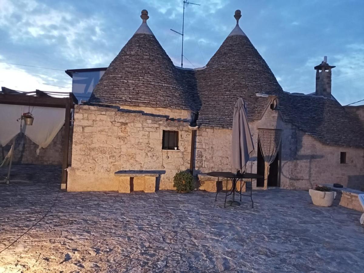 Trulli Domus Petra Βίλα Αλμπερομπέλο Εξωτερικό φωτογραφία